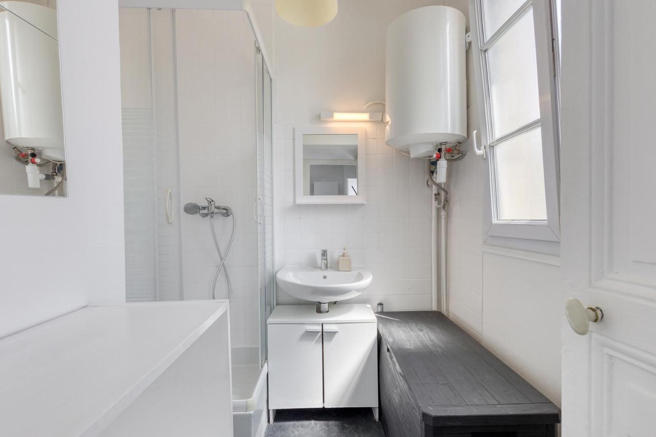 Joli Petit Studio A 200 M Du Tramway, Proche Paris, D'Orly, Rungis, Belle Epine Et Choisy Le Roi Apartment Thiais Bagian luar foto